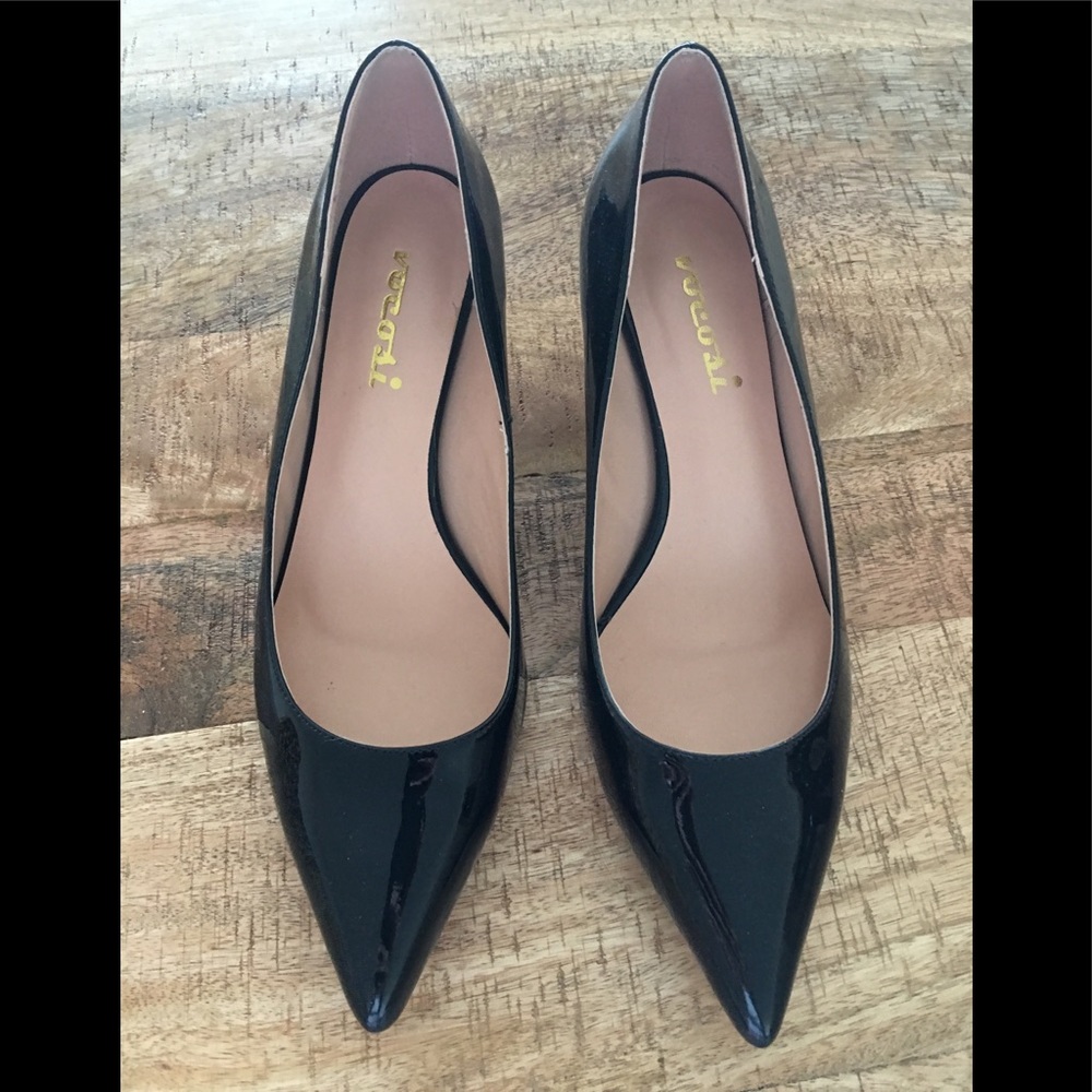 Vocosi Leather Court Shoes (Size 10)
